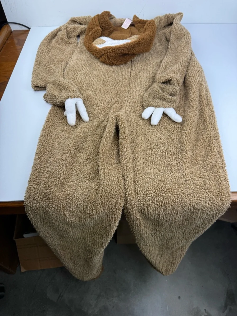 Womens Large (12-14) Sloth Pajamas One Piece Brown Full Zip Costume